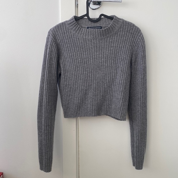 Brandy Melville Sweaters - Brandy Melville Sweater
